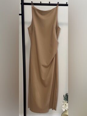 NWOT Dazy Khaki Beige Midi Dress | Sleeveless | Side Slit | Size M